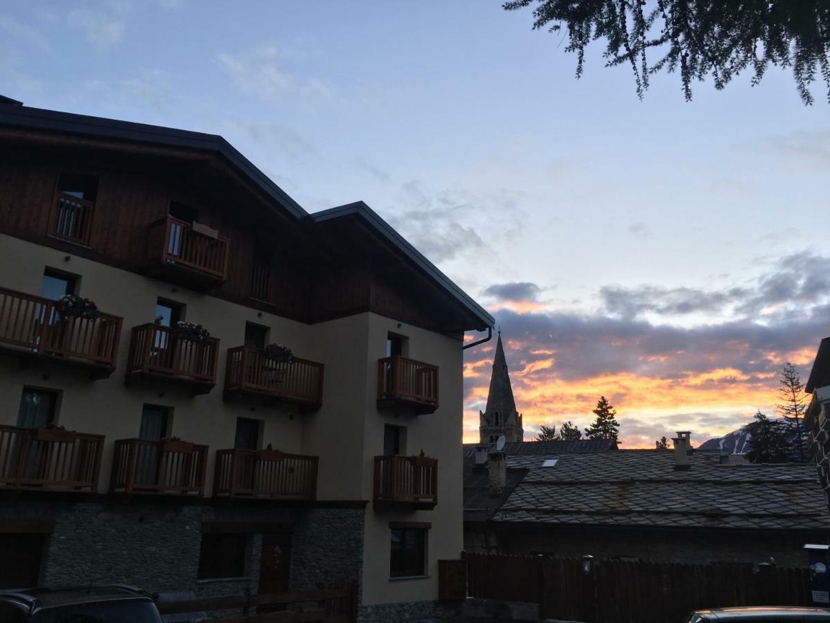 Appartamenti Genevris Sauze D'Oulx Luaran gambar